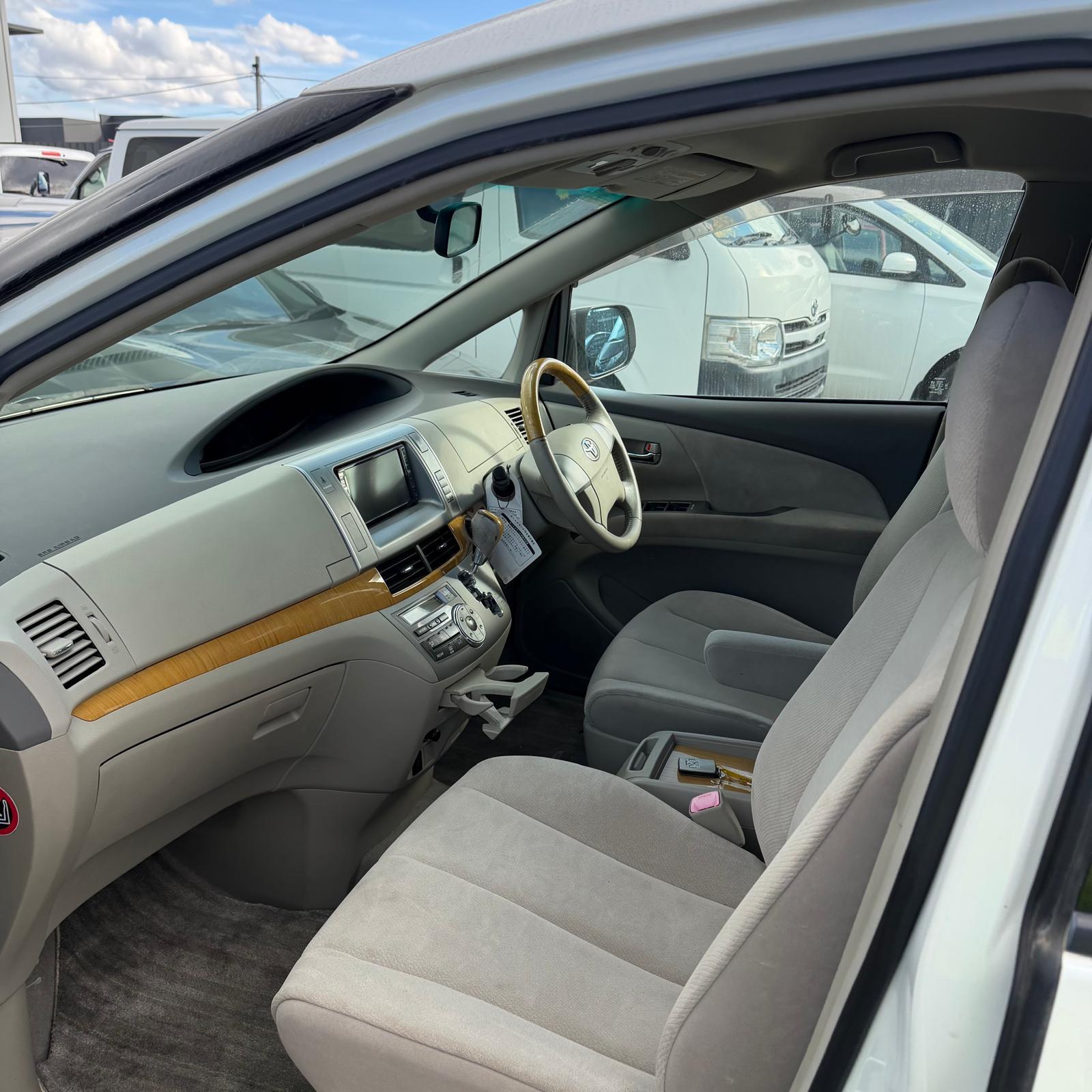2007 Toyota Estima_2FQ7QH_05