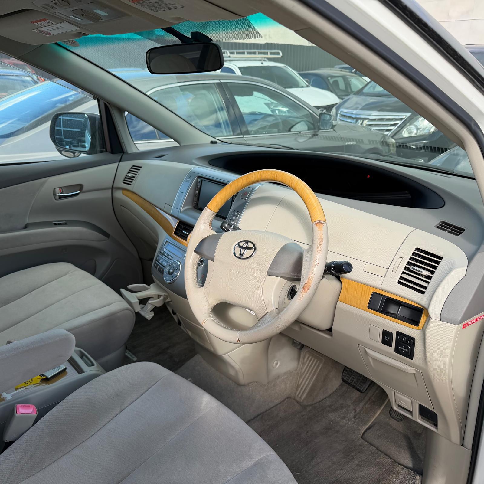 2007 Toyota Estima_2FQ7QH_06