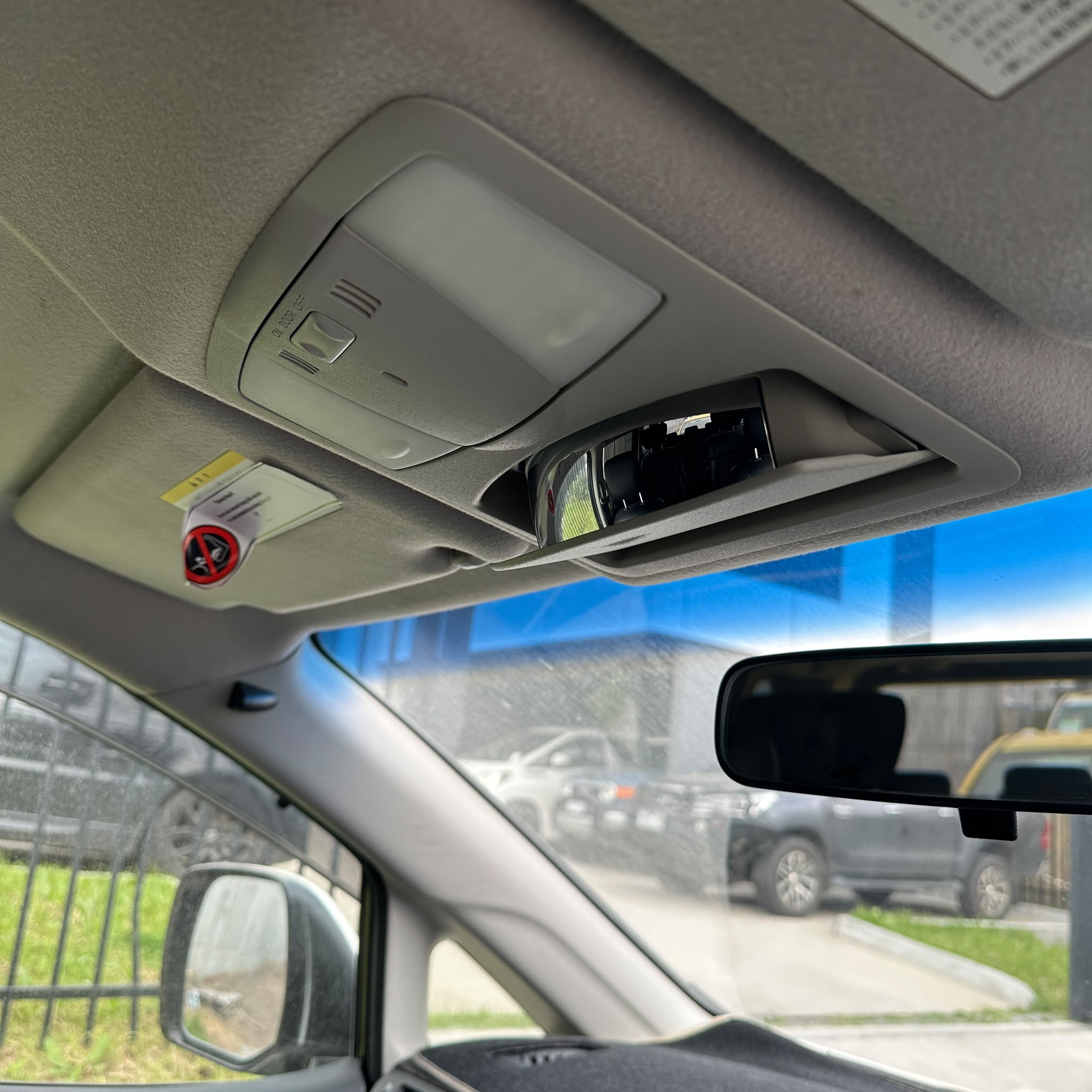 2010 NISSAN ELGRAND_2FP9NG_12