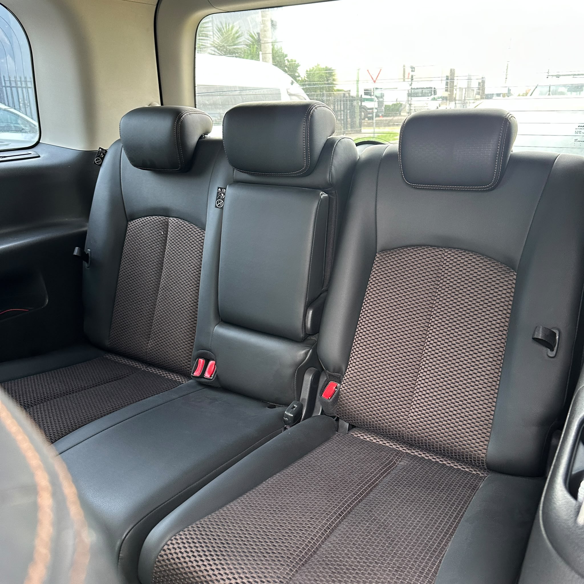 2010 NISSAN ELGRAND_2FP9NG_13